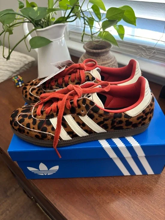 adidas Samba OG W Leopard Print Sneakers with Red Accents - Picture 2 of 5